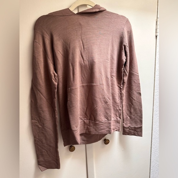 MONROW small kangaroo pullover in pebble Small NWT - Picture 2 of 3